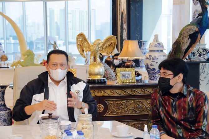 Ketua MPR RI Bambang Soesatyo saat menerima Pengurus IKAPPI, di Jakarta, Selasa (22/6). - Image
