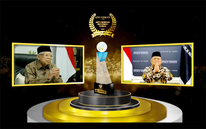 Kementerian Perdagangan meraih penghargaan dalam acara Penganugerahan Keterbukaan Informasi Badan Publik yang diselenggarakan Komisi Informasi Pusat secara virtual di Jakarta, Selasa (26 Okt). Pada kesempatan tersebut, Sekretaris Jenderal, Suhanto menerim - Image
