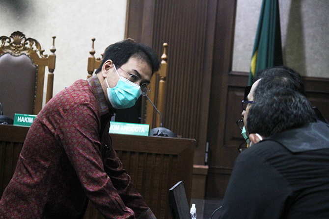 Sidang perdana eks Wakil Ketua DPR RI Azis Syamsuddin di Pengadilan Tindak Pidana Korupsi (Tipikor) Jakarta Pusat hari ini, Senin (6/12/2021). Azis Syamsuddin di dakwa terkait suap pengurusan perkara yang sedang ditangani KPK di Kabupaten Lampung Tengah. - Image