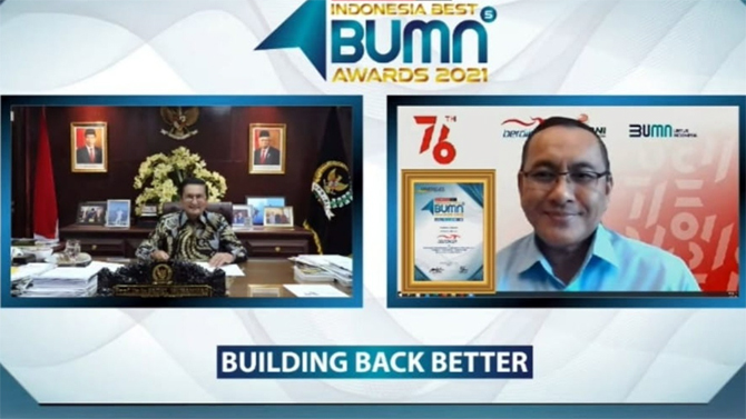 PT Berdikari (Persero) meraih apresiasi atas kinerja dan program kerjanya pada Indonesia Best BUMN Awards 2021. Penghargaan diterima secara virtual oleh Direktur Utama Berdikari Harry Warganegara dari Muhamad Ihsan selaku perwakilan dari panitia Indonesia - Image
