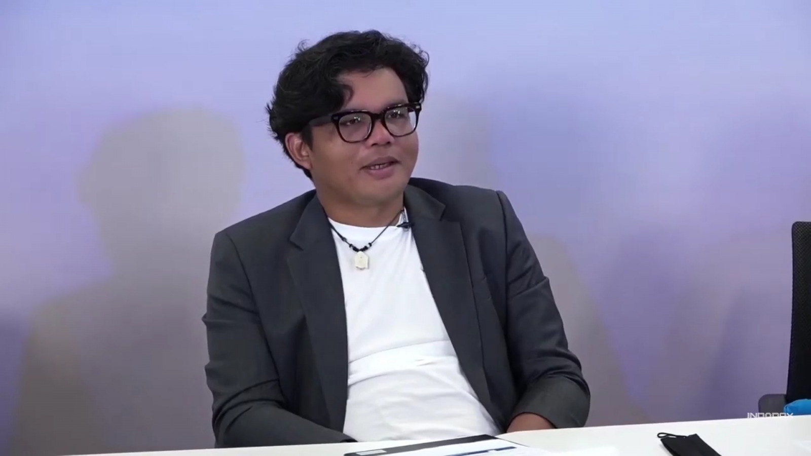 Fajar Nugros sebagai juri dalam Indodax Short Film Festival 2021 (ISFF) secara virtual/dok YouTube Indodax - Image