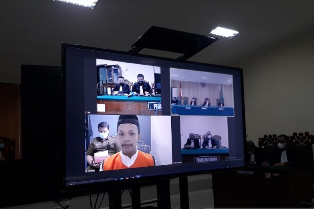 JPU tuntut Tubagus Muhammad Joddy Pramestya, sopir mendiang Vanesza Angel hukuman tujuh tahun penjara pada sidang di PN Jombang - Image