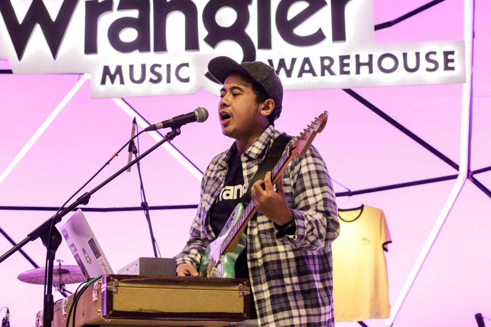 Untuk mengapresiasi para musisi, pada perayaan 75 tahun, Wrangler mengadakan WRANGLER MUSIC WAREHOUSE (WMW). - Image