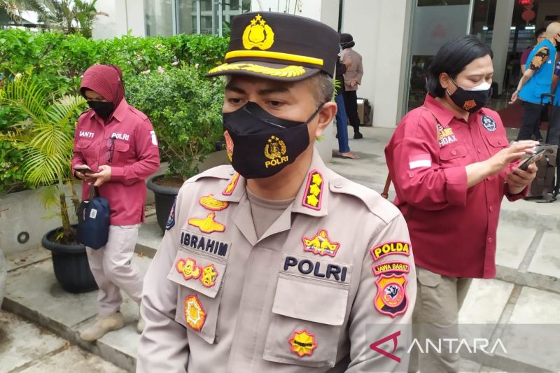 Kabidhumas Polda Jawa Barat Kombespol Ibrahim Tompo. Bagus Ahmad Rizaldi/Antara - Image
