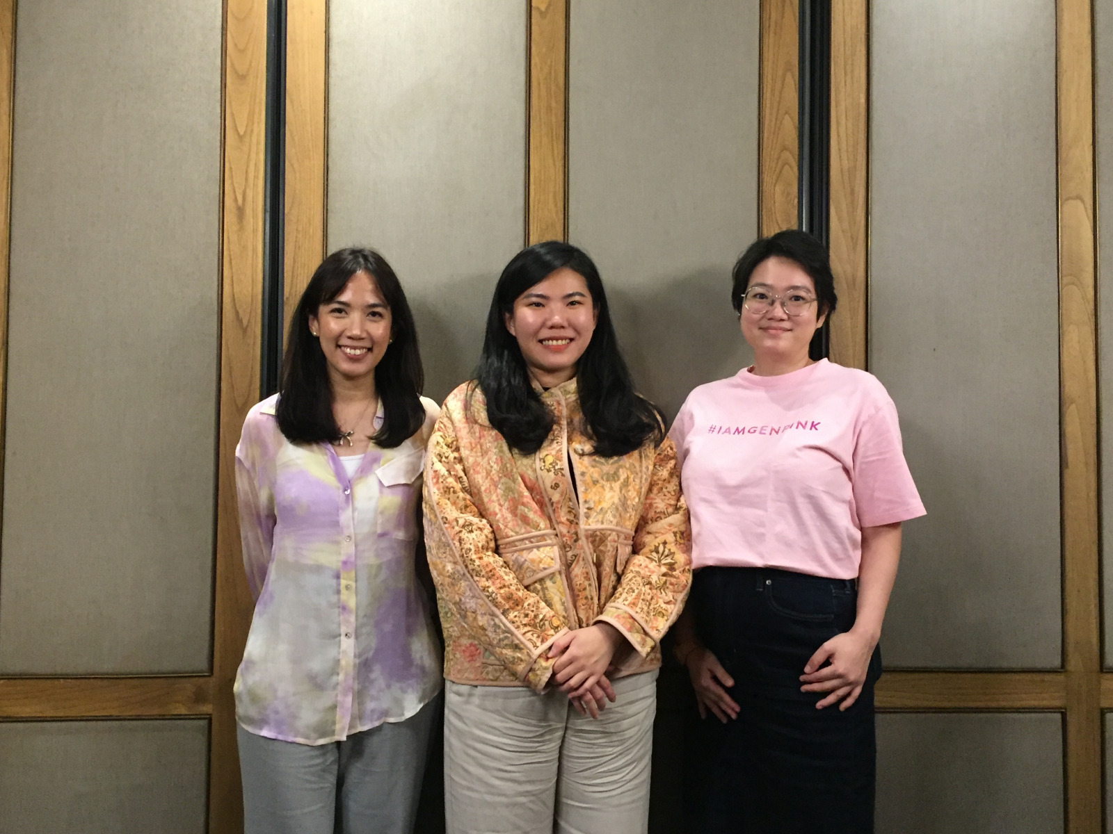Nurul Sulisto, selaku General Manager Lilla (kiri), Co-Founder & CMO Social Bella, Chrisanti Indiana (tengah), dan Amanda Melissa, VP Data Management & Business Intelligence Sociolla (kanan). - Image
