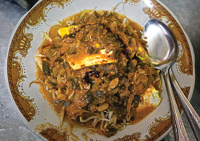 Tumis Taoge. (MIFTAHULHAYAT/JAWA POS) - Image