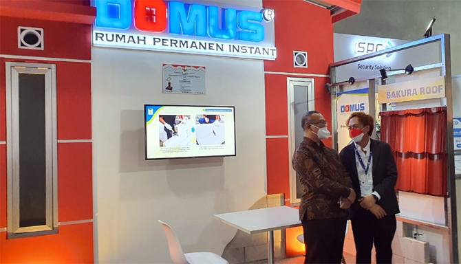 Ilustarasi rumah tahan gempa yang dipamerkan pada acara pada rangkaian acara Asia Disaster Management & Civil Protection Expo & Conference (ADEXCO) 2022 di Nusa Dua, Bali. - Image