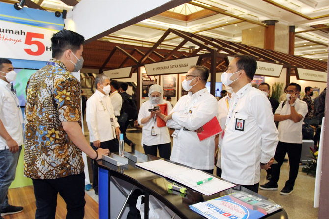Pengembangan produk lokal terus didorong dengan mengharuskan Kementerian dan Lembaga membelanjakan anggarannya dengan mengutamakan produk dalam negeri. - Image