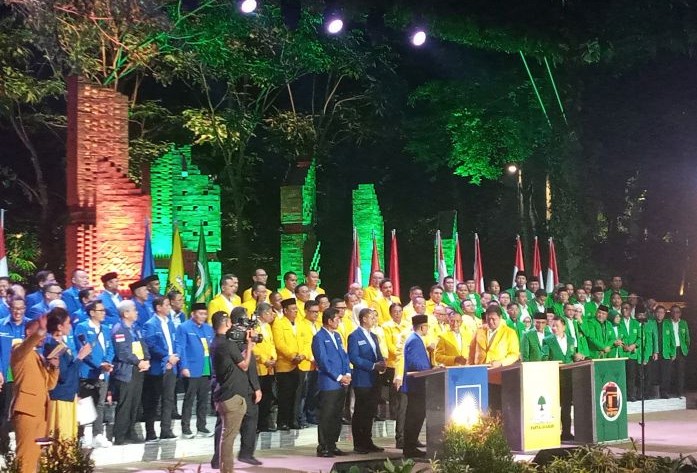Koalisi Indonesia Bersatu (KIB) bersiap menandatangani kesepakatan bersama dalam acara Silaturahim Nasional KIB, di Jakarta, Sabtu (4/6). Tri Meilani Ameliya/Antara - Image