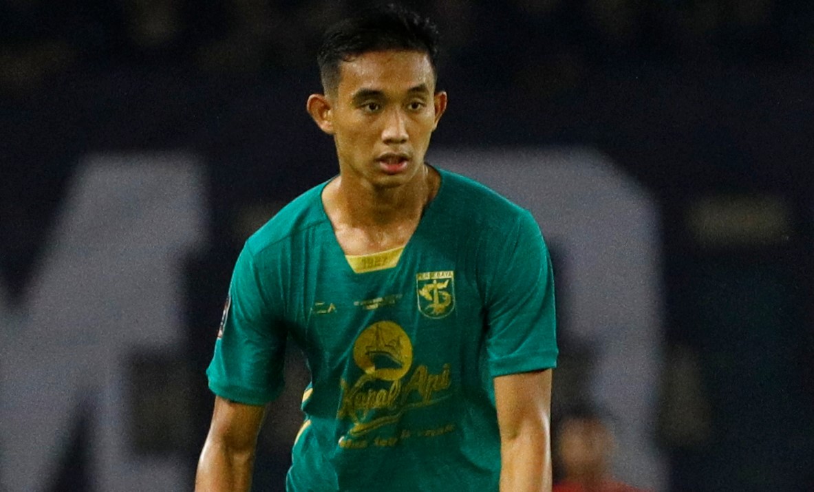 Rizky Ridho saat membela Persebaya Surabaya. Dia kembali dikaitkan bakal berseragam Green Force di batas akhir penutupan bursa transfer paruh musim Liga 1. ANGGER BONDAN/JAWA POS - Image