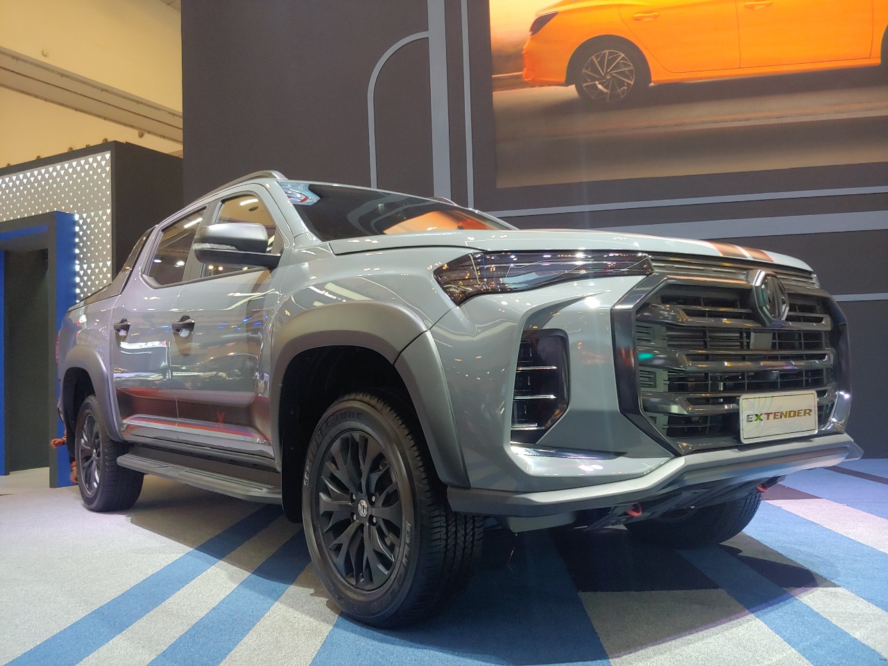Foto: MG Extender, mobil kabin ganda dari MG siap bersaing dengan Toyota Hilux dan Mitsubishi Triton. (RianAlfianto/JawaPos.com). - Image