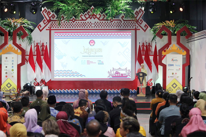 Dekranas menggelar pameran Kriyanusa 2022 untuk mendukung pengrajin meningkatkan daya saing produk ke kancah internasional. - Image