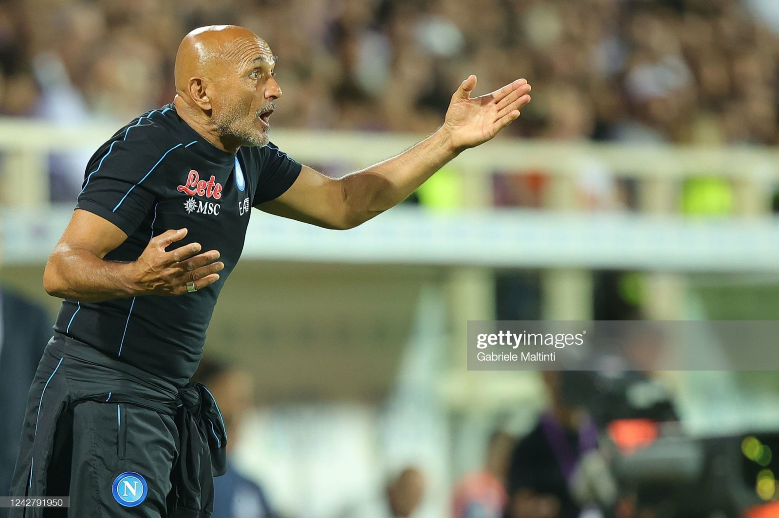 FLORENCE, ITALY - AUGUST 28: Luciano Spalletti manager of SSC Napoli gestures during the Serie A match between ACF Fiorentina and SSC Napoli at Stadio Artemio Franchi on August 28, 2022 in Florence, Italy. (Photo by Gabriele Maltinti/Getty Images) - Image