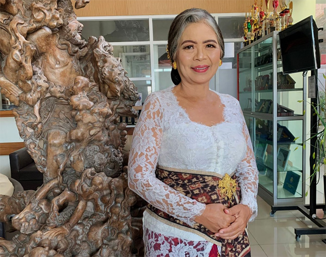Dosen Prodi Magister Ilmu Hukum PPs Unwar, Ni Made Jaya Senastri - Image