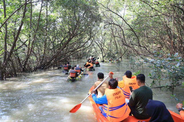 Romokalisari Adventure Land. Pemkot Surabaya for JawaPos - Image