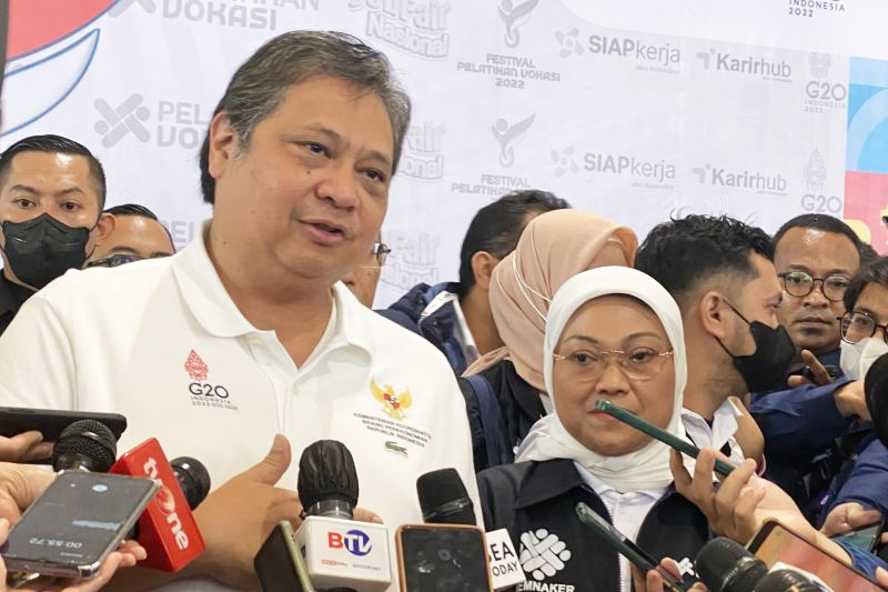 Menko Perekonoian Airlangga Hartarto - Image