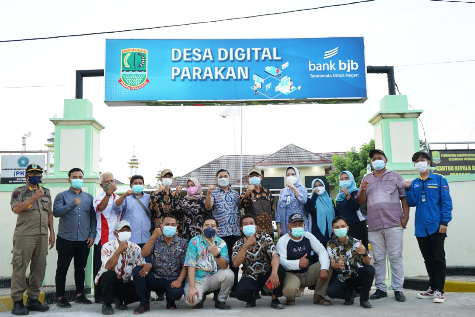 bank bjb menggagas desa digital yang dihadirkan untuk memberikan layanan yang cepat dan inovatif bagi desa dan masyarakat. - Image