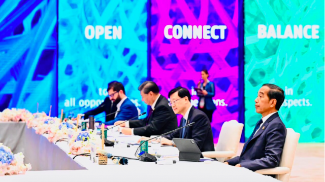 Presiden Joko Widodo saat menghadiri pertemuan pemimpin APEC (BPMI Setpres/Laily Rachev). - Image