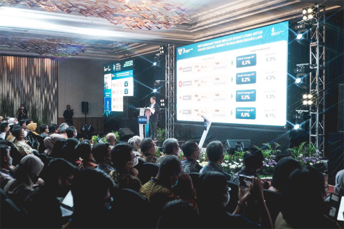 Menteri PPN/Kepala Bappenas Suharso Monoarfa dalam acara Indonesia Development Forum (IDF) 2022 yang mengusung tema “The 2045 Development Agenda: New Industrialization Paradigm for Indonesia’s Economic Transformation” di Bali - Image