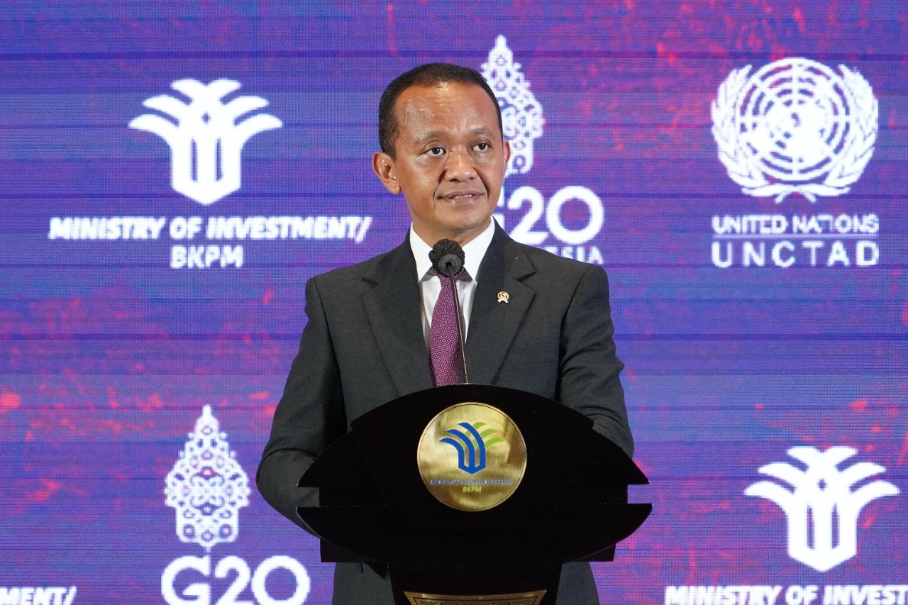 Sumber foto: Istimewa Menteri Investasi/Kepala BKPM Bahlil Lahadalia dalam acara The Introduction to G20 Bali Compendium and the Launch of Sustainable Investment Guidelines di Badung, Bali, Senin (14/11). - Image