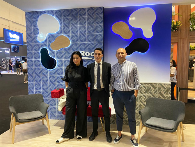 Akan hadir Managing Director Roca Indonesia Alberto Gonzalez, aktris Marcella Zalianty, dan pembalap nasional Ananda Mikola - Image