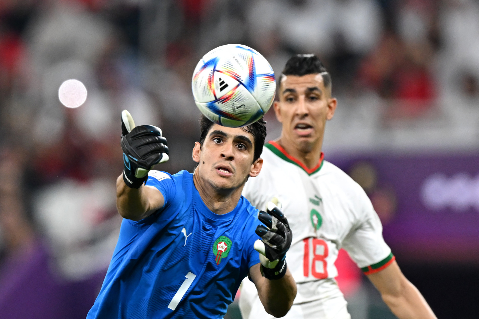 NATALIA KOLESNIKOVA/AFP KETIR-KETIR: Pergerakan kiper Maroko Yassine Bounou sudah dihafal para pemain Spanyol seiring memperkuat klub La Liga Sevilla FC. - Image