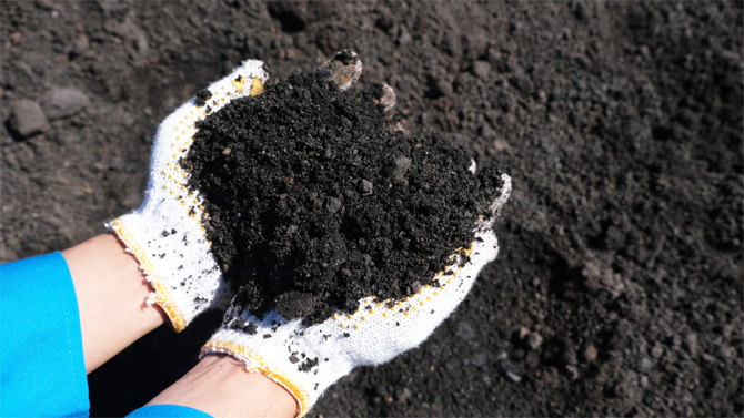 Sisa abu pembakaran batubara atau disebut Fly Ash Bottom Ash (FABA) Pembangkit Listrik Tenaga Uap (PLTU) - Image