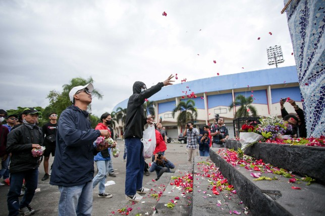Suporter Arema di Stadion Kanjuruhan. Alfian Rizal Jawa/Pos - Image