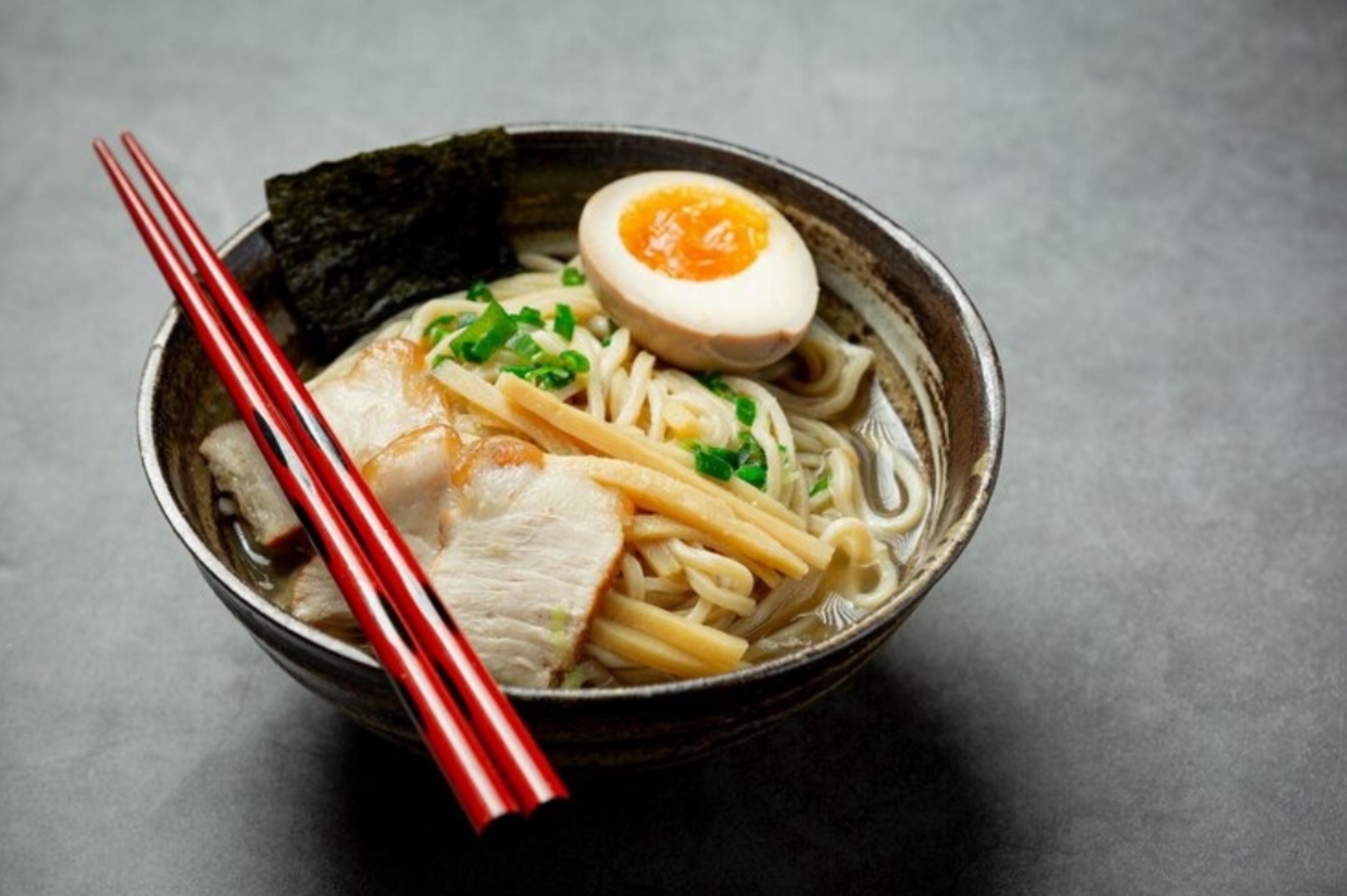 Ilustrasi ramen. (Freepik)