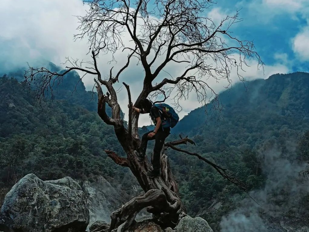 Kawah Ratu Bogor. (Instagram @agiievapriansyah)