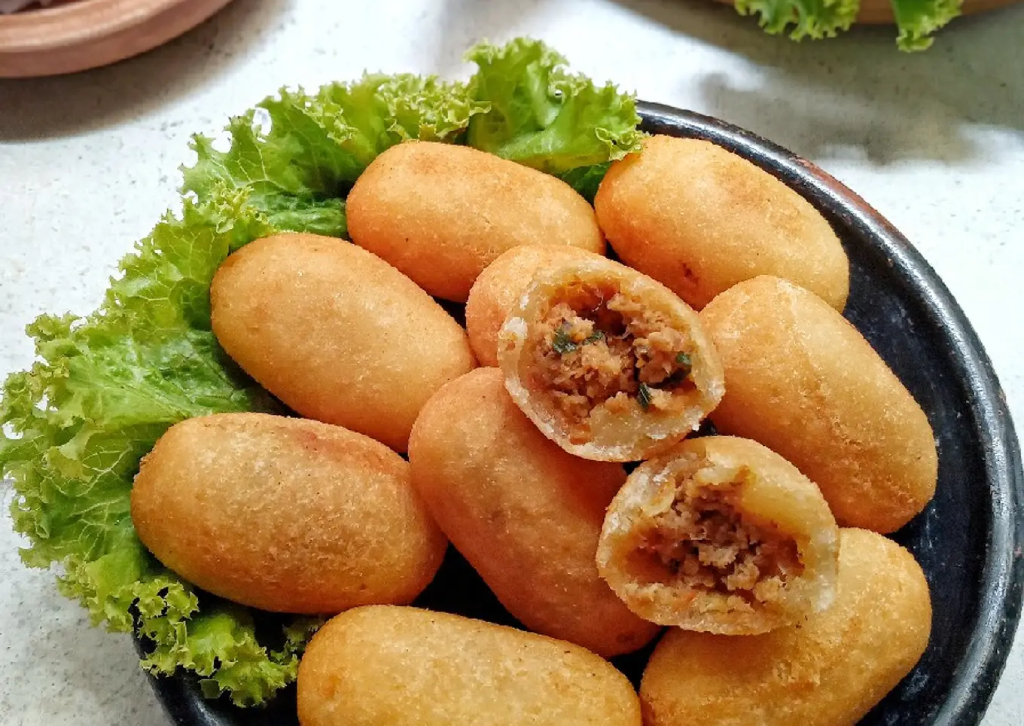 ilustrasi combro renyah dan empuk. (Cookpad)