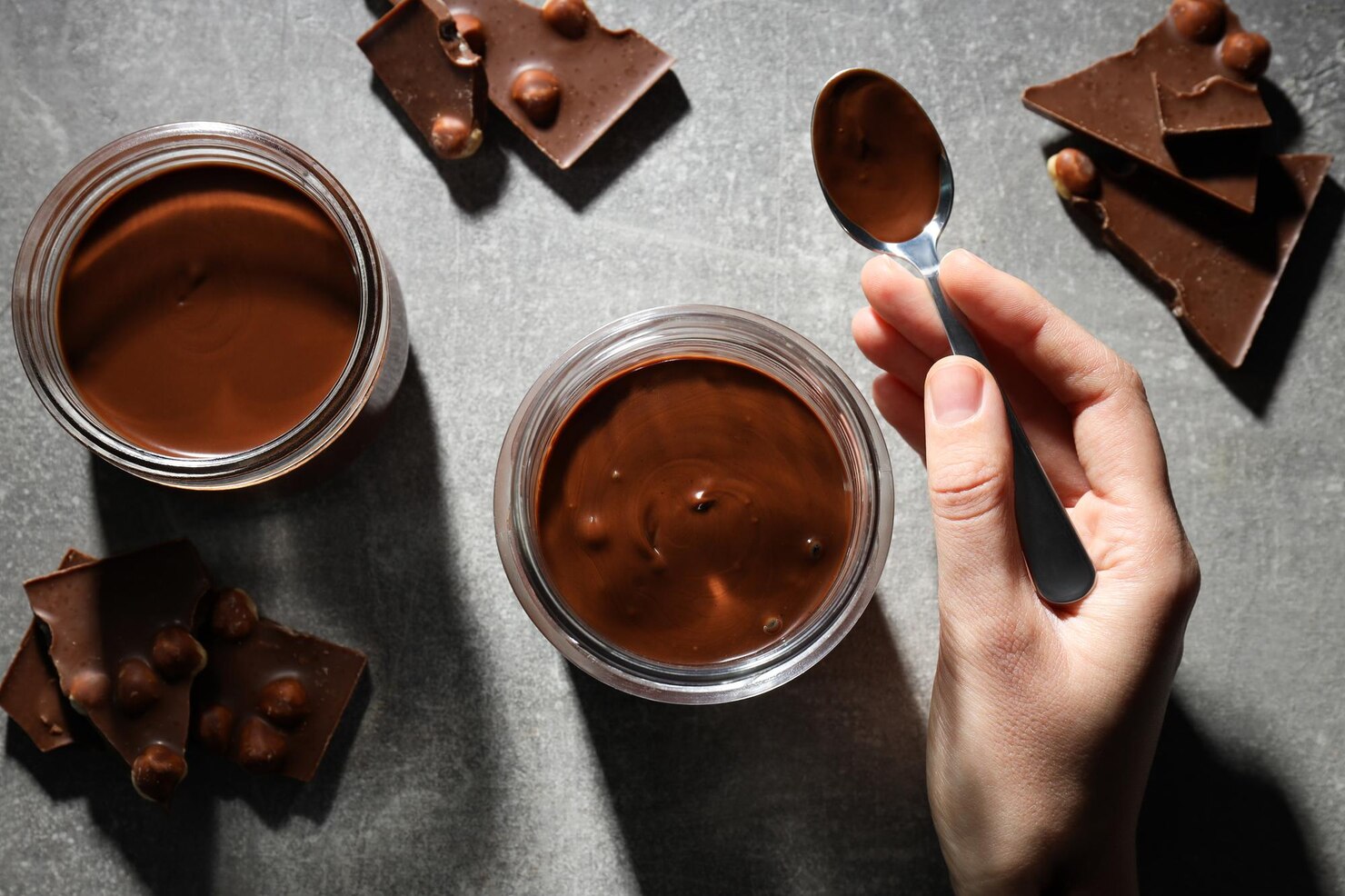 Ilustrasi Manfaat Kesehatan dari Dark Chocolate. (Freepik)