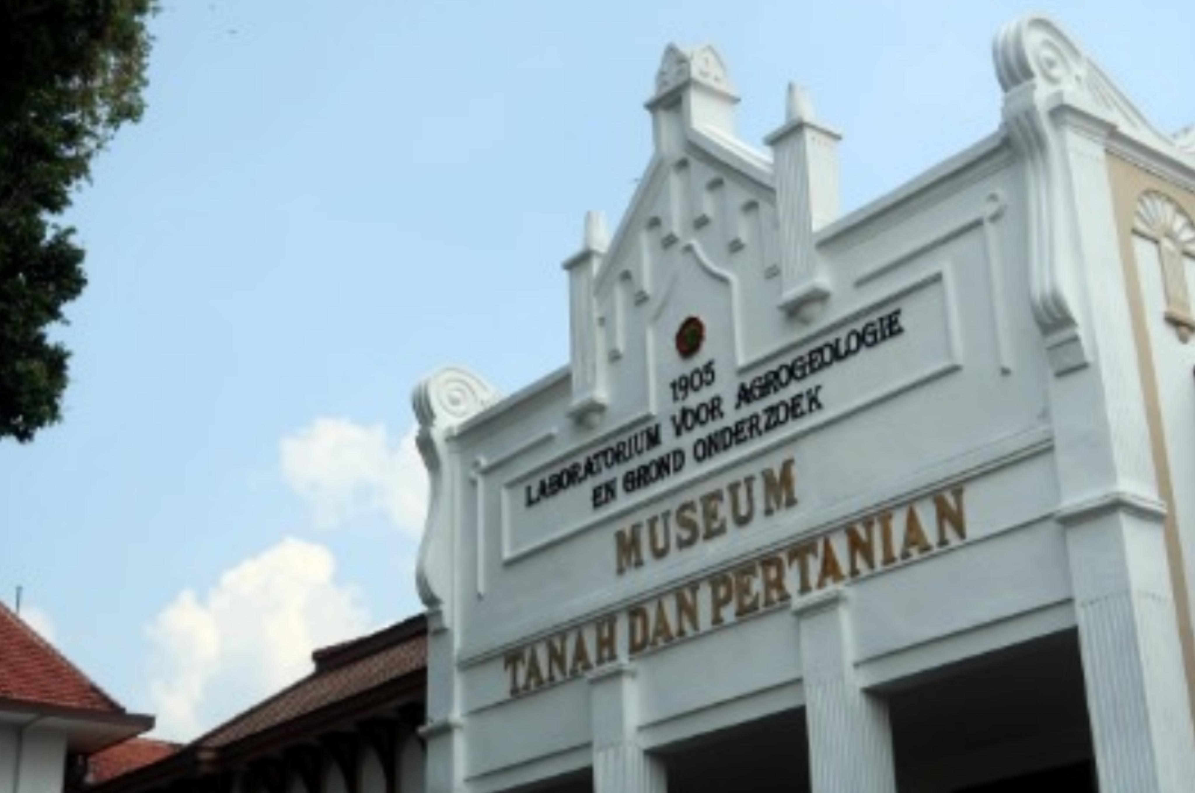 Museum Tanah dan Pertanian (Mustani). (myeatandtravelstory.wordpress.com)