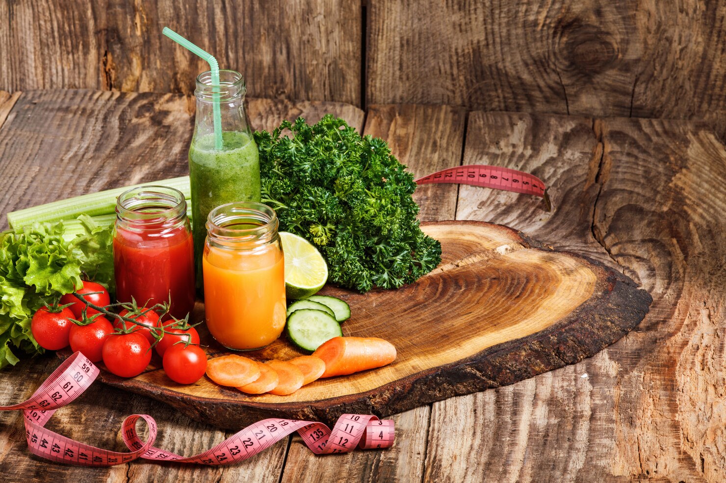 Ilustrasi manfaat jus sayur. (Freepik)