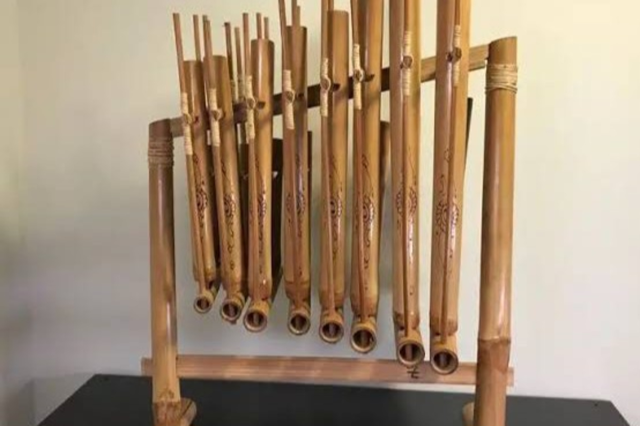 Angklung, alat musik tradisional Jawa Barat yang sudah diakui Unesco. (kuningankab.go.id)