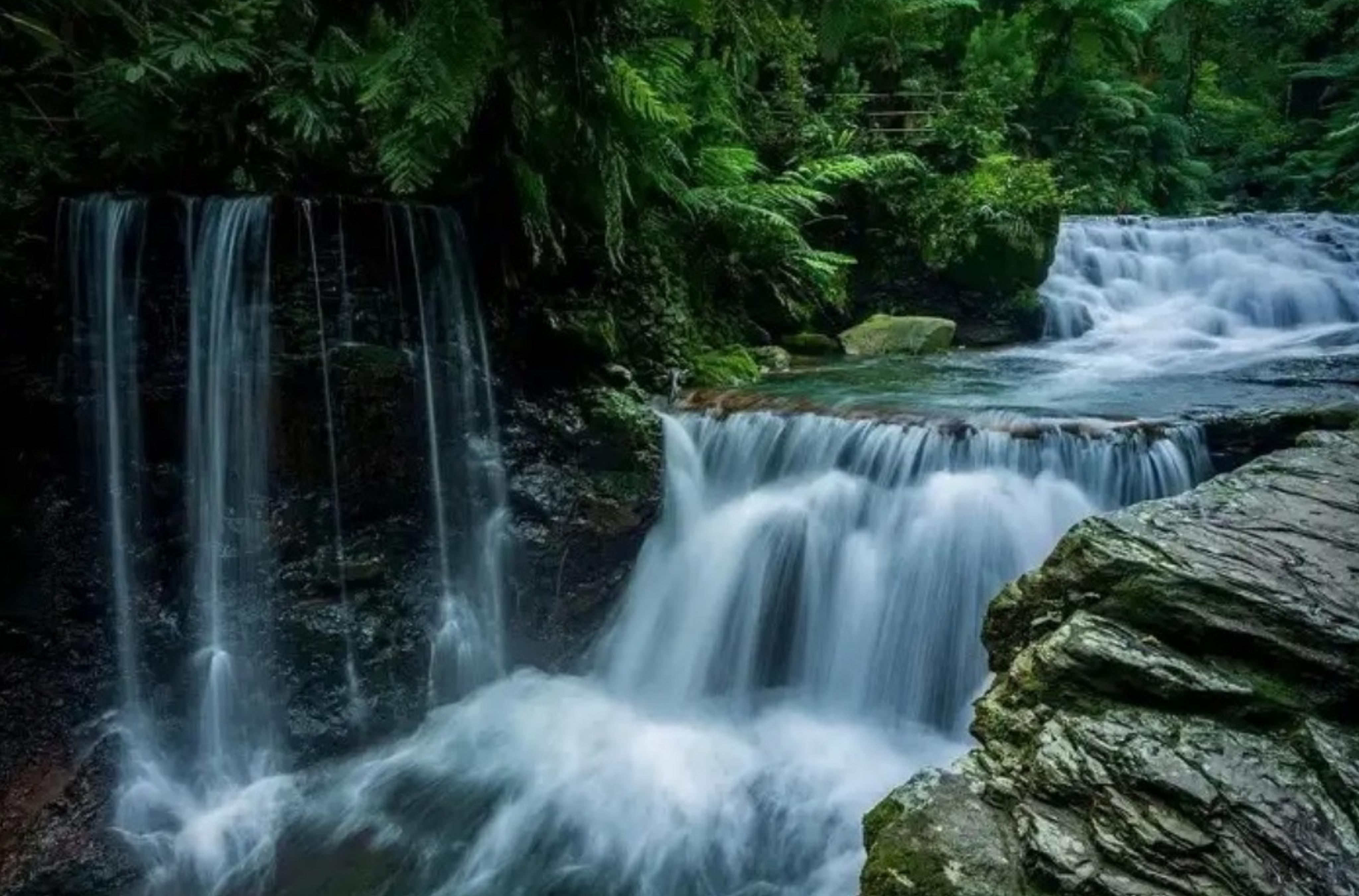 Curug Balong Endah. (Instagram @explorebogorofficial)