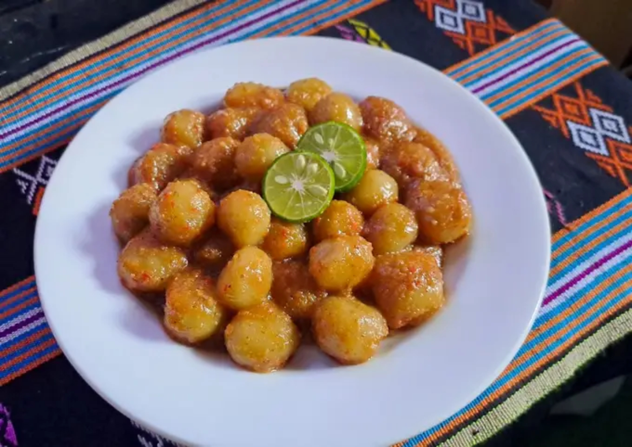 Cilok bumbu kacang. (cookpad.com)