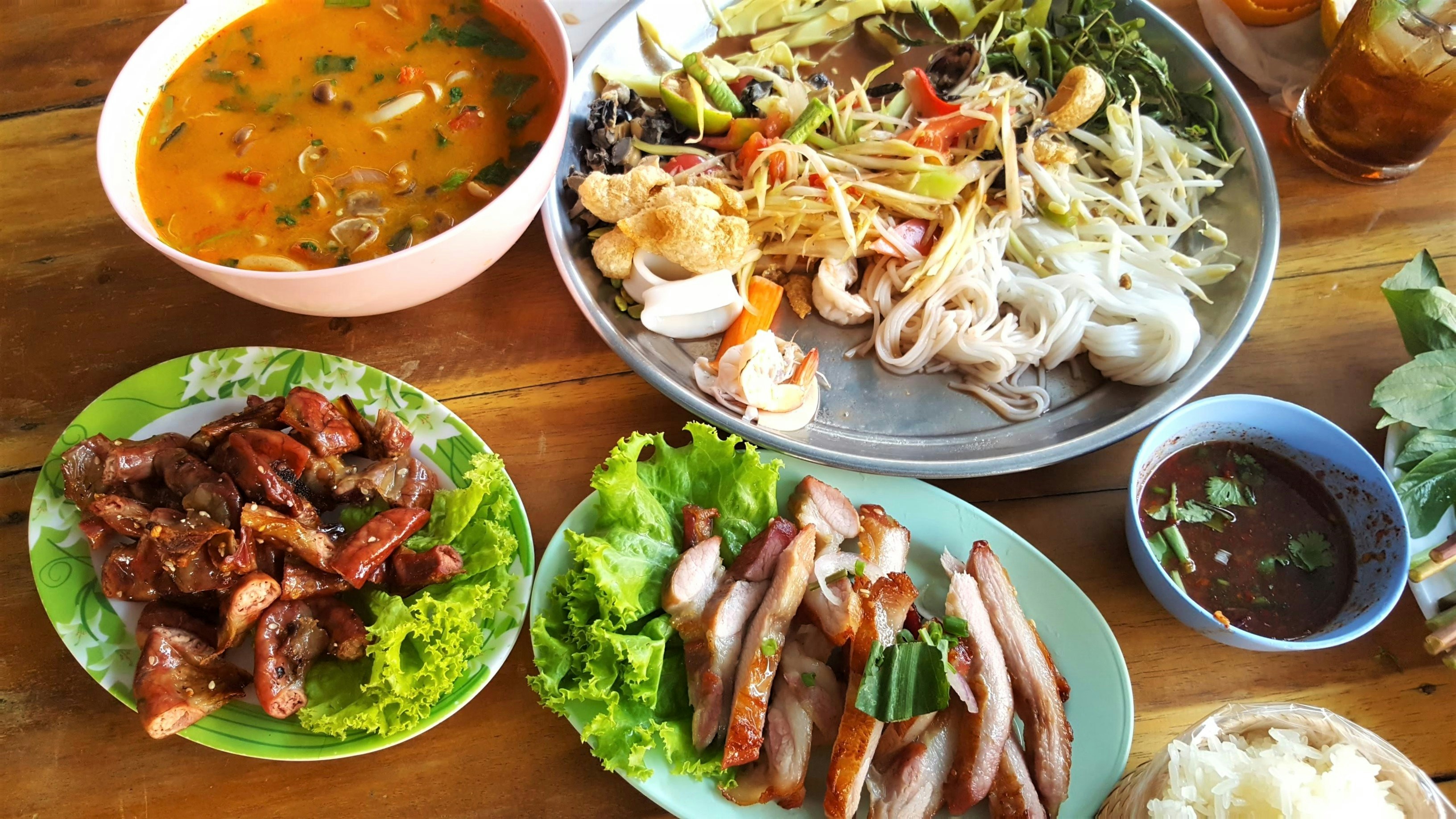 Ilustrasi makanan khas Thailand
