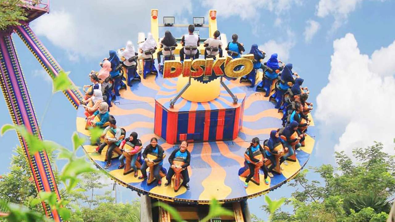 JungleLand Adventure Theme Park Sentul Bogor