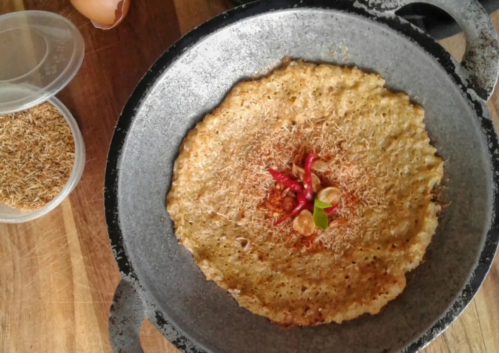 Kerak telor khas Betawi. (cookpad.com)