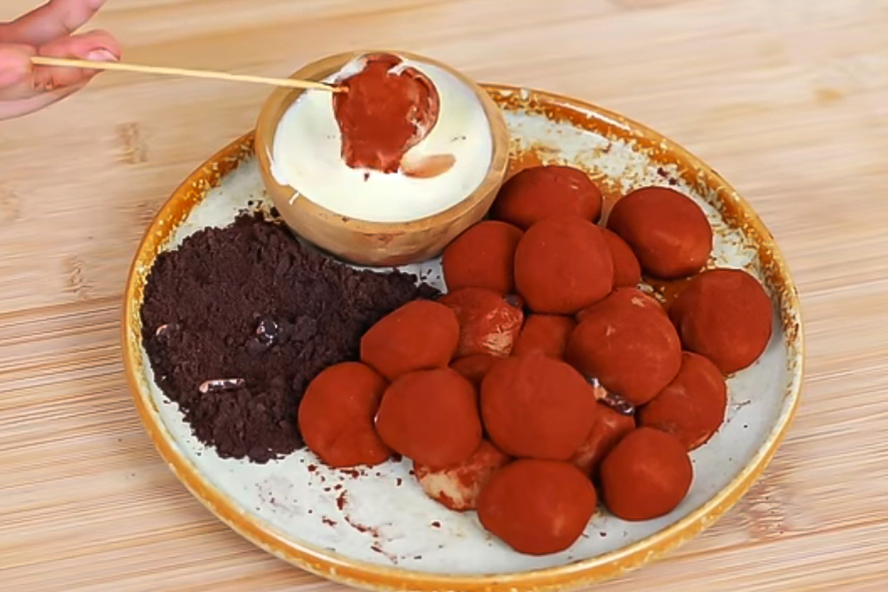 Sajian Mochi Bites yang nikmat. (YouTube Luvita Ho)