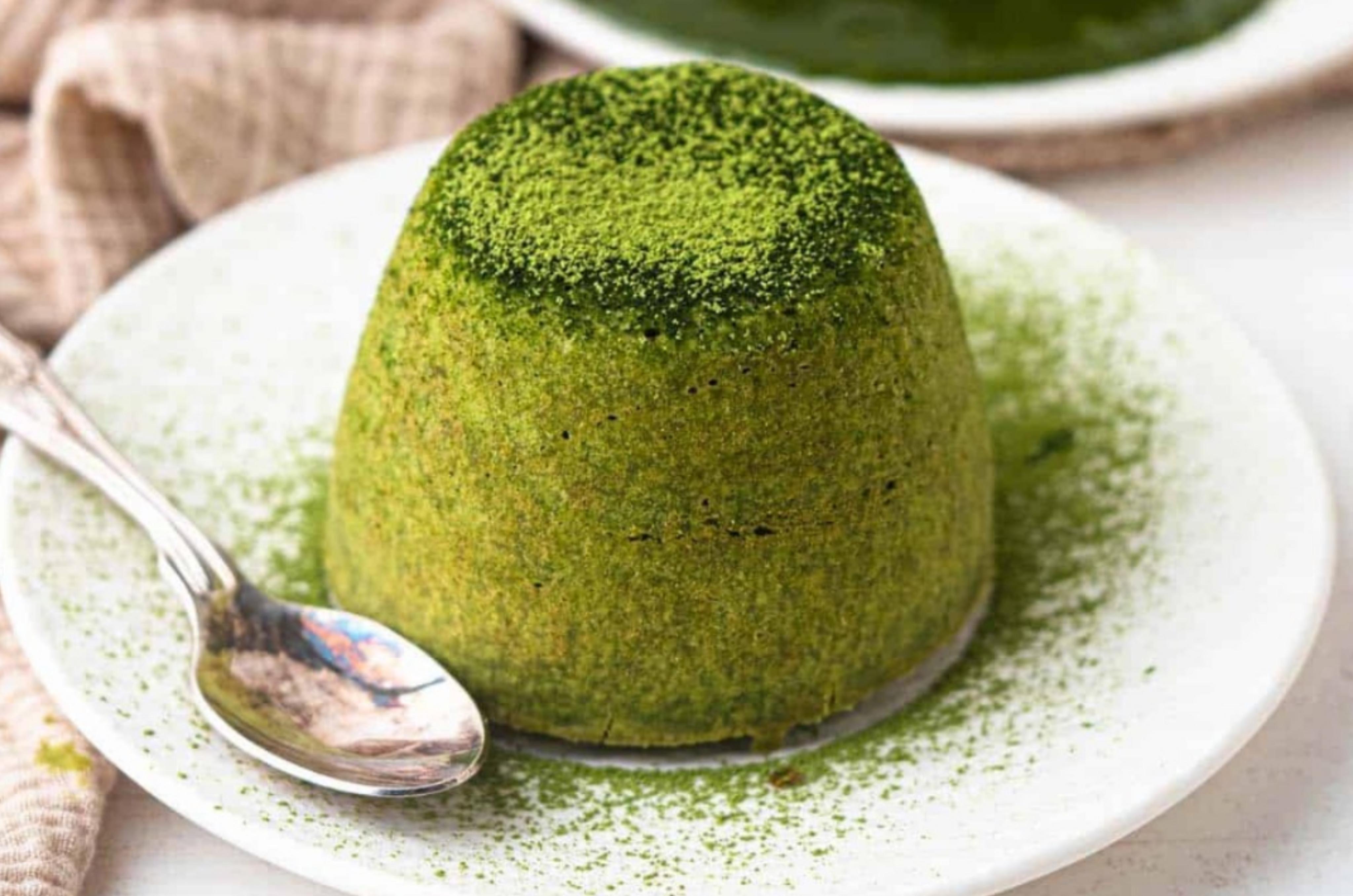Matcha lava cake