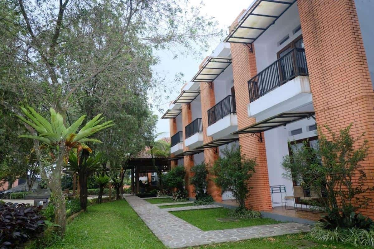 Penampakan Villa Bukit Pinus. (keluyuran.com)