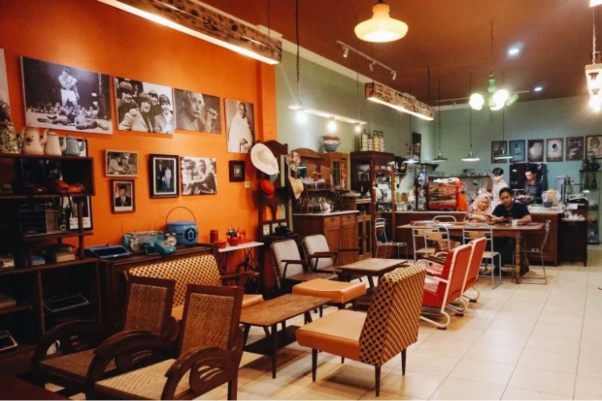 Rekomendasi coffee shop dengan suasana yang cozy di Bogor