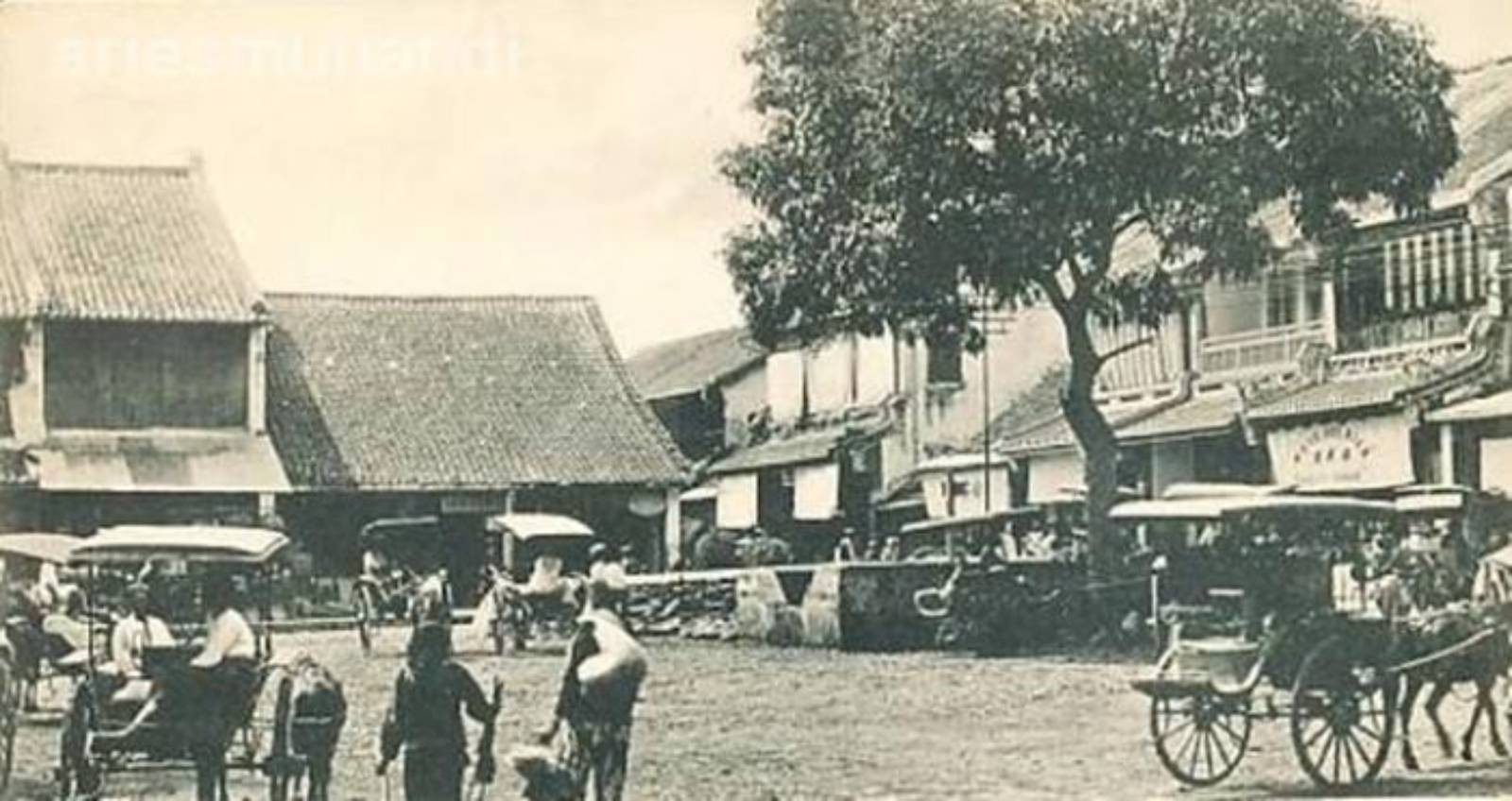 Pasar Baru Bogor era kolonial Belanda. (pasarpakuanjaya.co.id)