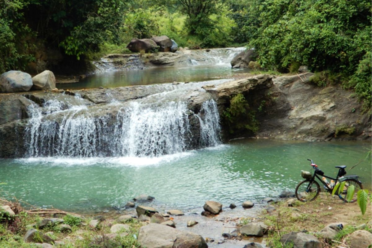 Pemandangan Curug Sedong Di Jonggol Bogor. (WordPress)