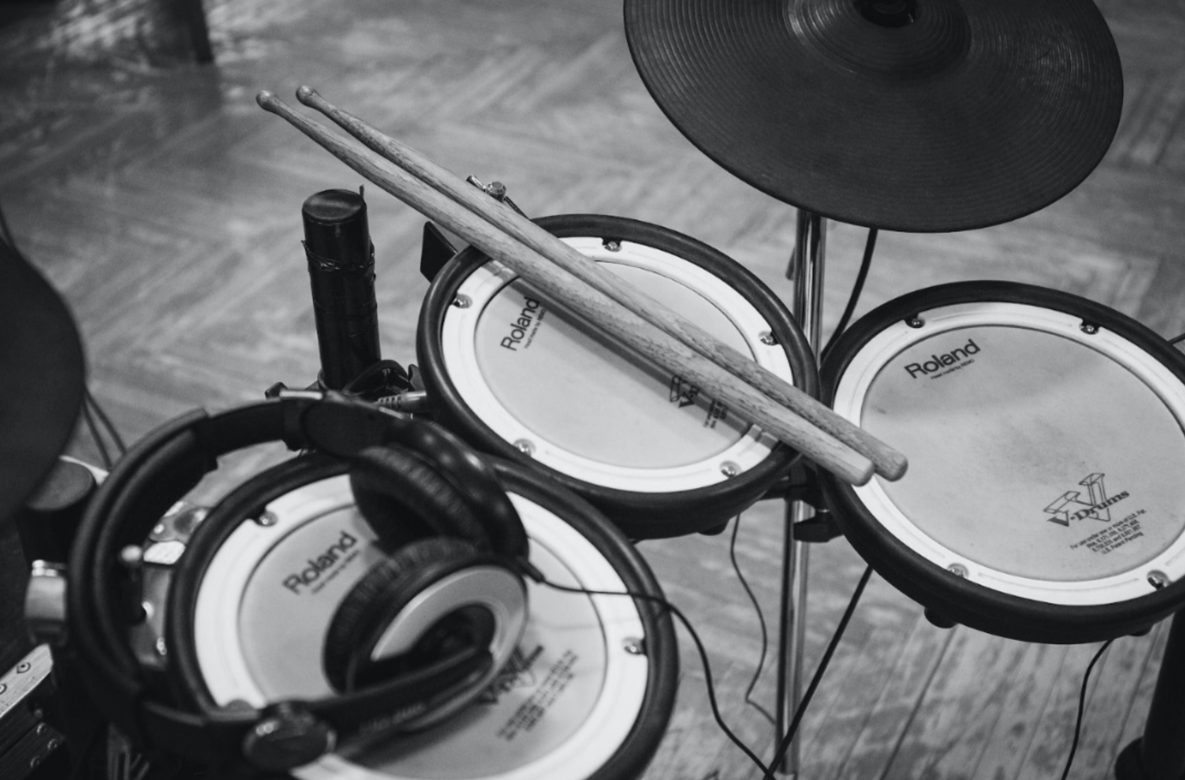 Ilustrasi drum elektrik. (legatomusiccenter.com)