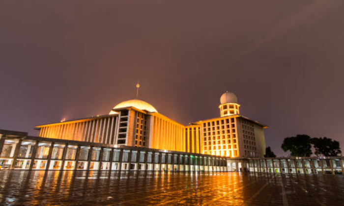 Megahnya bangunan Masjid Istiqlal di Jakarta