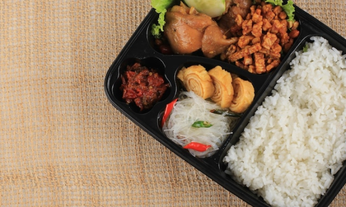 Ilustrasi Snack Box Catering