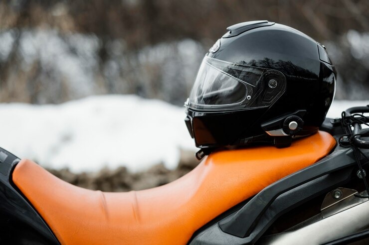 Ilustrasi helm motor